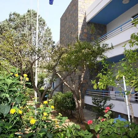 Villa Anna מלון דירות 3*