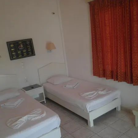 Villa Anna מלון דירות